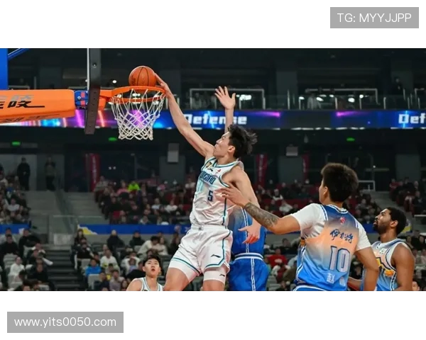 比卢普斯执教节点定格在杨瀚森首秀那夜的新篇章 比卢普斯执教节点定格在杨瀚森首秀那夜的新篇章