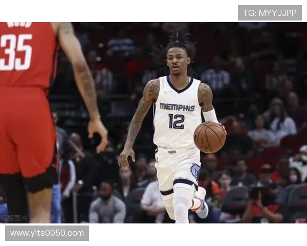 切特命中六记三分手感火热称连续投中更放松仍在摸索最佳进攻方式